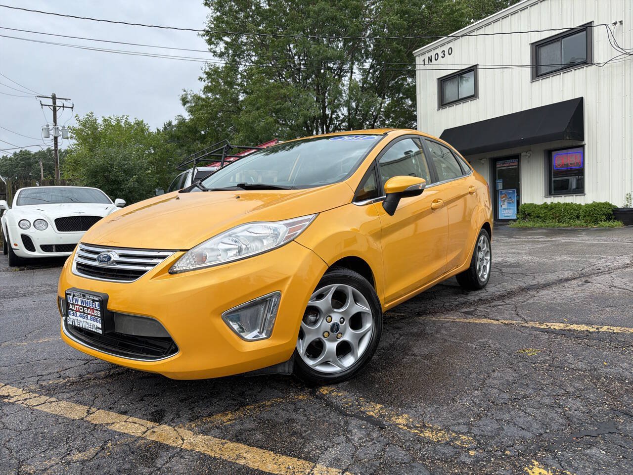 Used 2011 Ford Fiesta SEL w/ 301A Rapid Spec Order Code FWD image 1