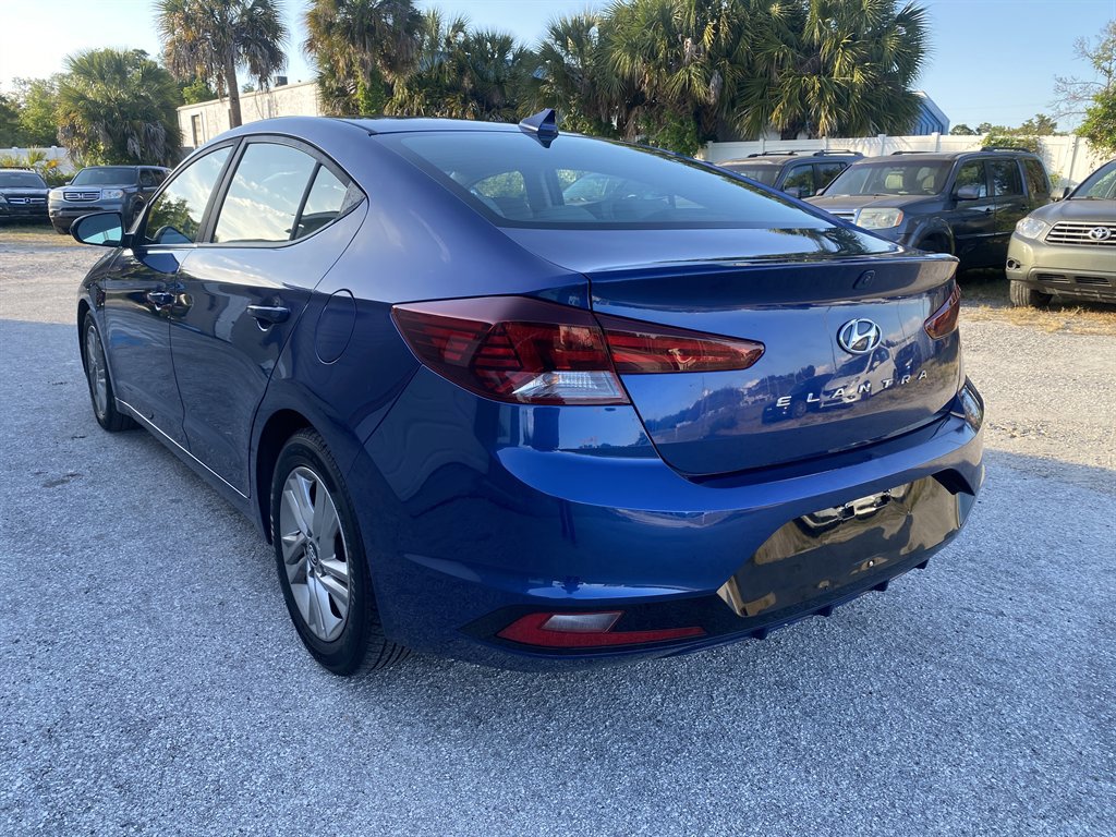 Used 2019 Hyundai Elantra SEL FWD image 5
