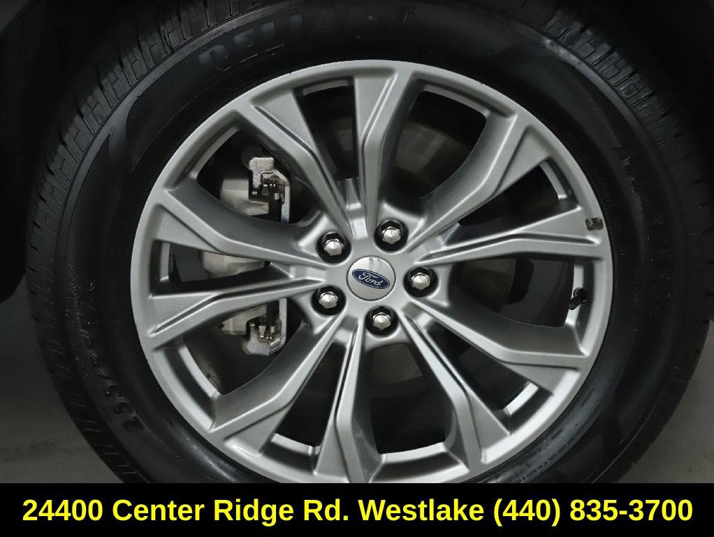 Used 2022 Ford Explorer Limited w/ Equipment Group 301A AWD/4WD image 10