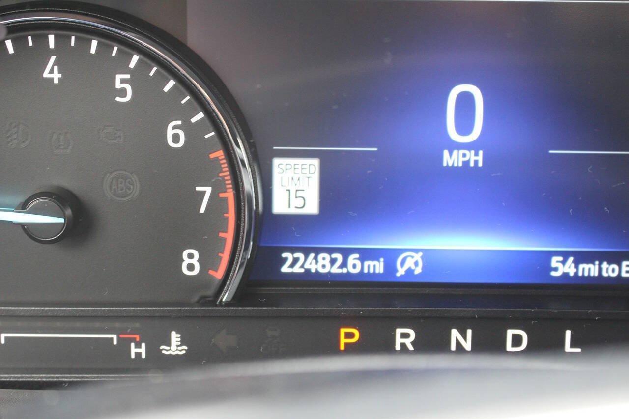 Used 2024 Ford Explorer Limited w/ Limited Technology Package AWD/4WD image 17