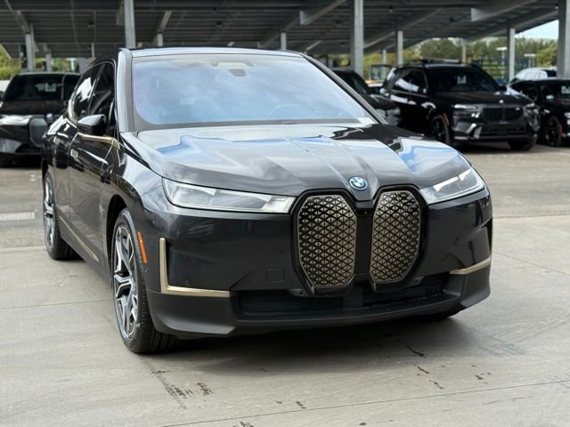 Certified 2023 BMW iX xDrive50 w/ Premium Package image 5