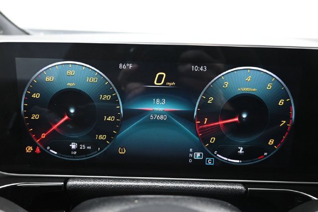 Used 2021 Mercedes-Benz GLA 250 4MATIC w/ Premium Package image 20