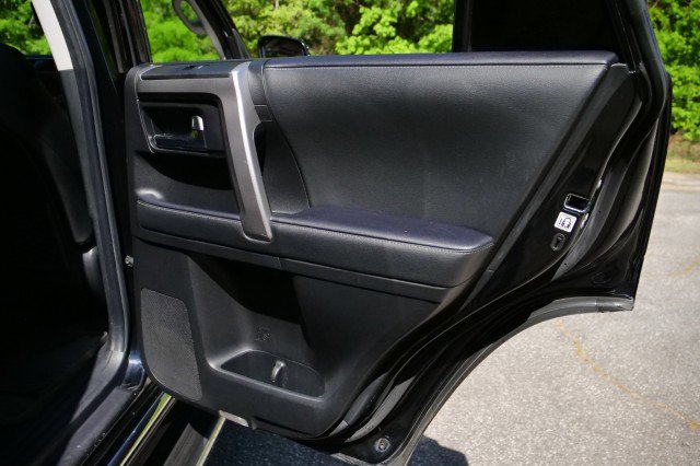 Used 2021 Toyota 4Runner Limited AWD/4WD image 37