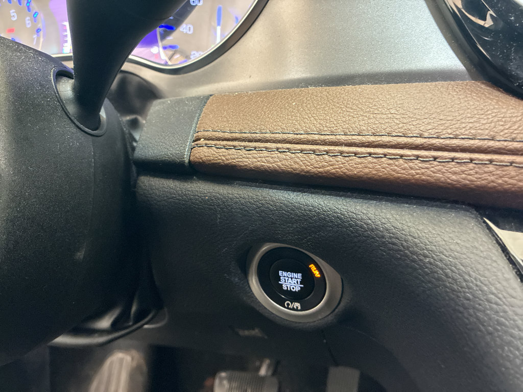 Used 2019 Chrysler Pacifica Limited FWD image 17