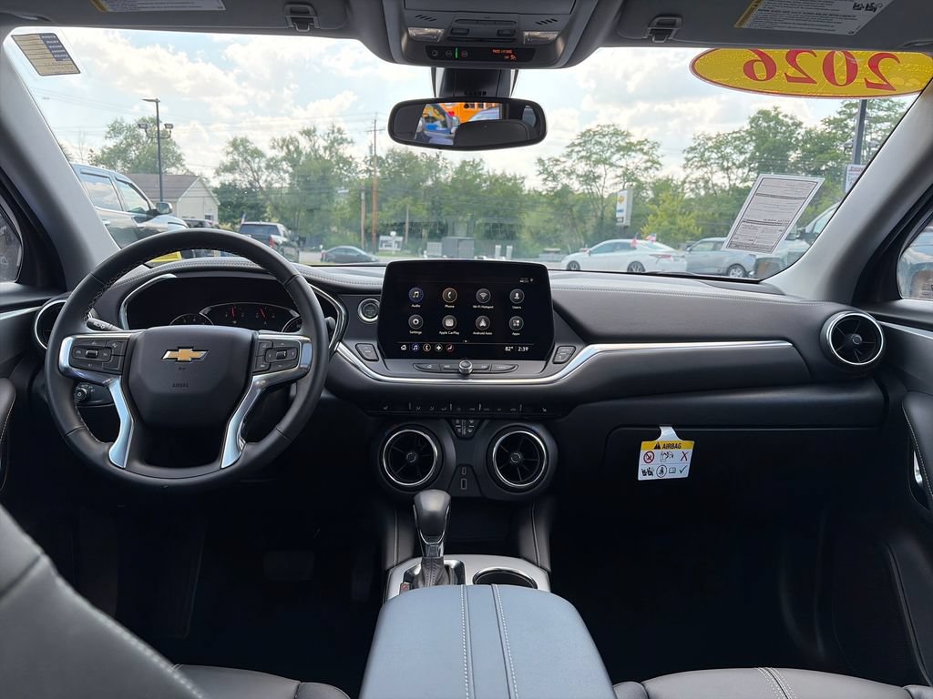 Used 2026 Chevrolet Blazer LT AWD/4WD image 18