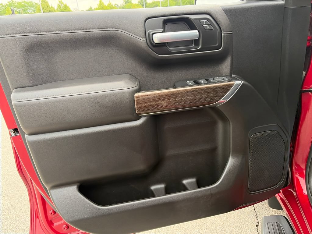 Used 2019 Chevrolet Silverado 1500 RST AWD/4WD image 13