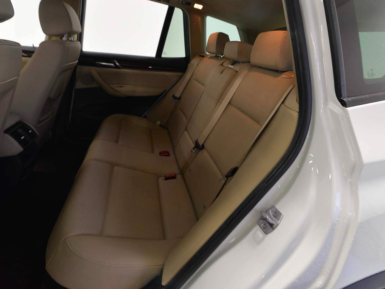Used 2017 BMW X3 sDrive28i RWD image 11