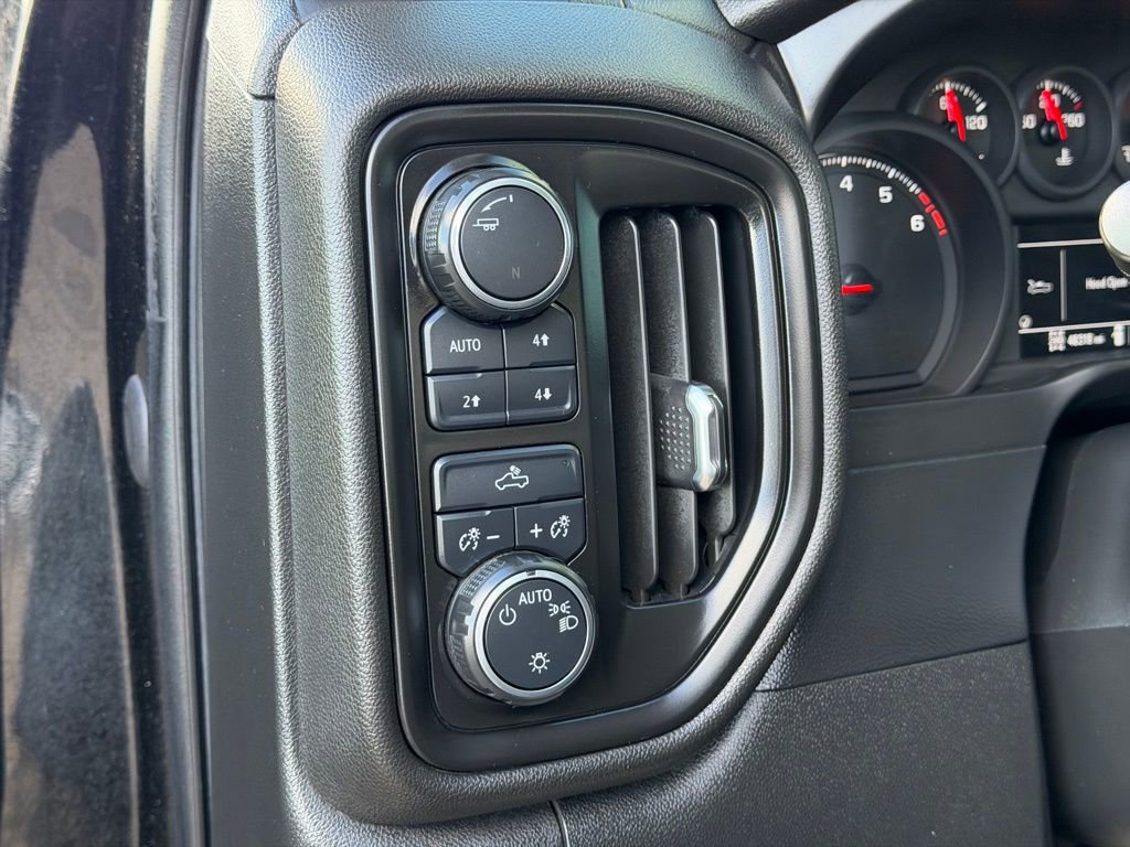 Used 2020 Chevrolet Silverado 1500 Custom Trail Boss w/ Custom Convenience Package image 16