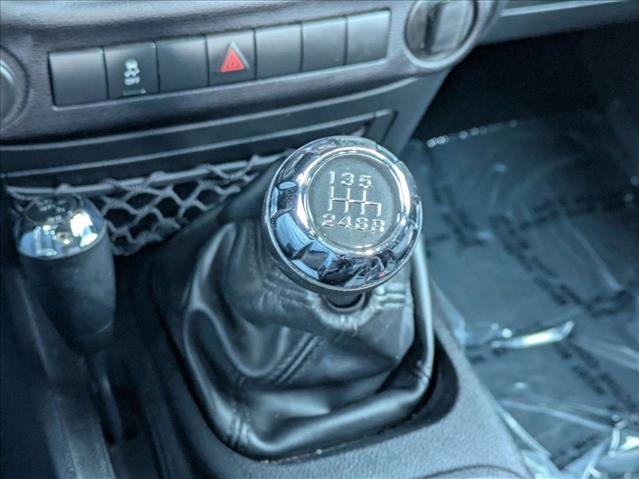 Used 2016 Jeep Wrangler Unlimited Sport w/ Connectivity Group AWD/4WD image 12
