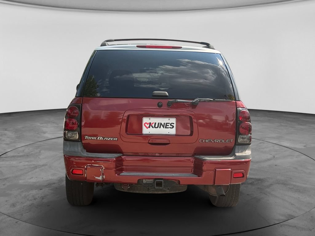 Used 2002 Chevrolet TrailBlazer LS w/ Preferred Equipment Group RWD image 8