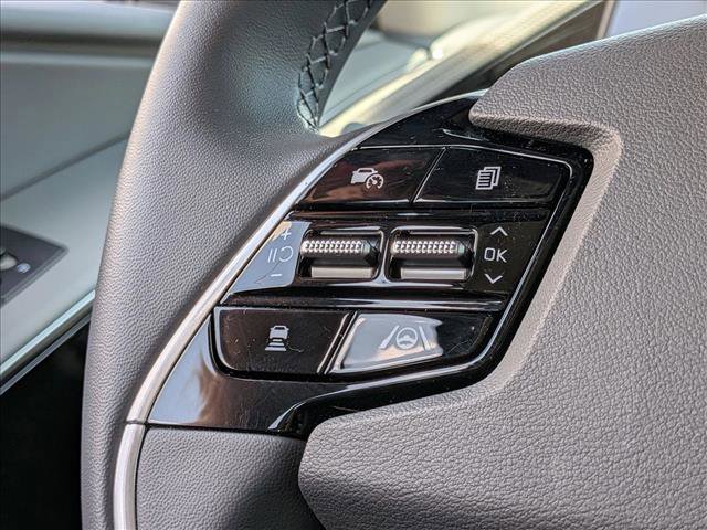 Used 2025 Kia Niro EX FWD image 13