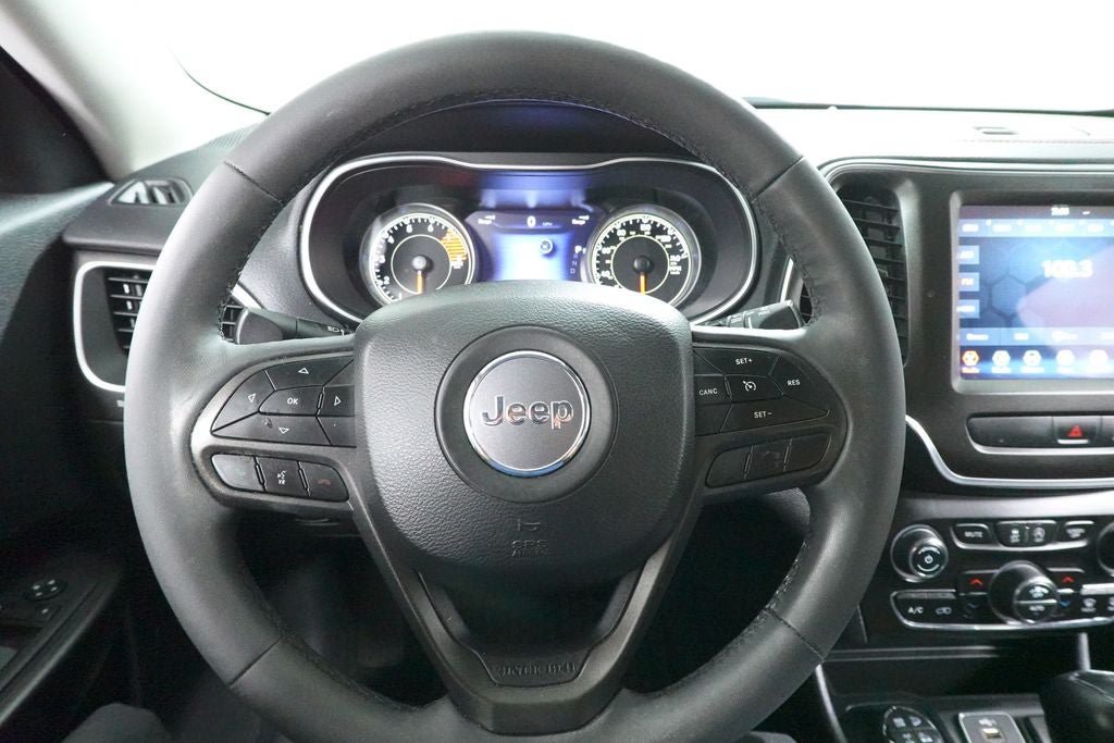 Used 2022 Jeep Cherokee Trailhawk AWD/4WD image 11
