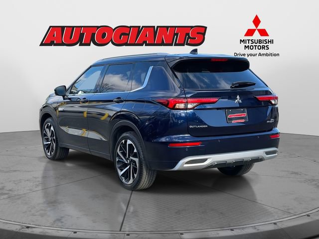 Used 2024 Mitsubishi Outlander SEL Black Edition image 4