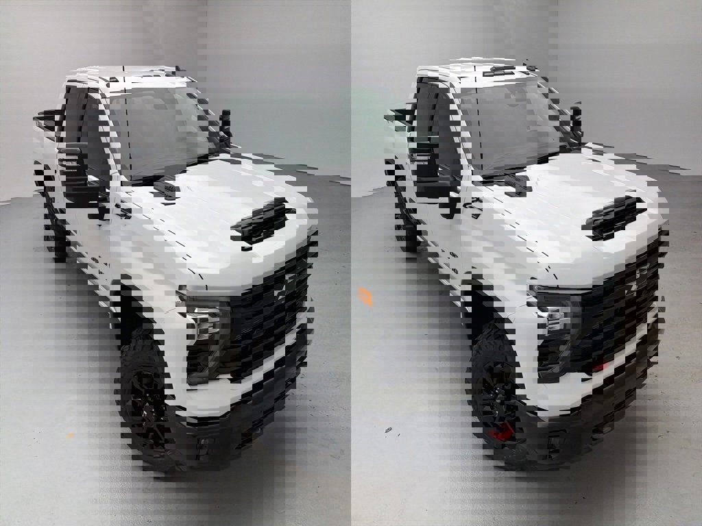 New 2026 Chevrolet Silverado 3500 LT image 2