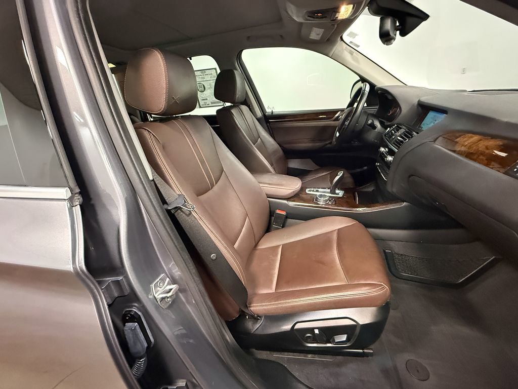 Used 2016 BMW X3 xDrive28i image 13