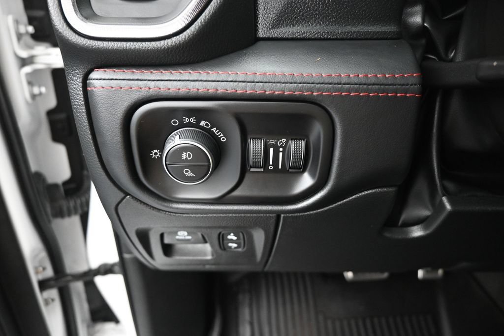 Used 2022 RAM 1500 TRX w/ TRX Level 2 Equipment Group AWD/4WD image 19