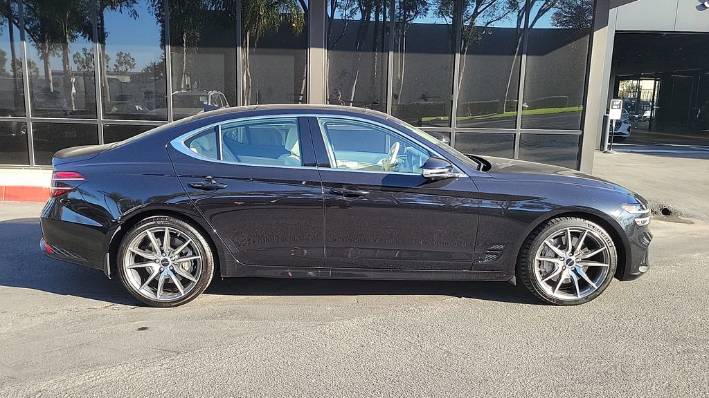 Used 2026 Genesis G70 2.5T Prestige image 6