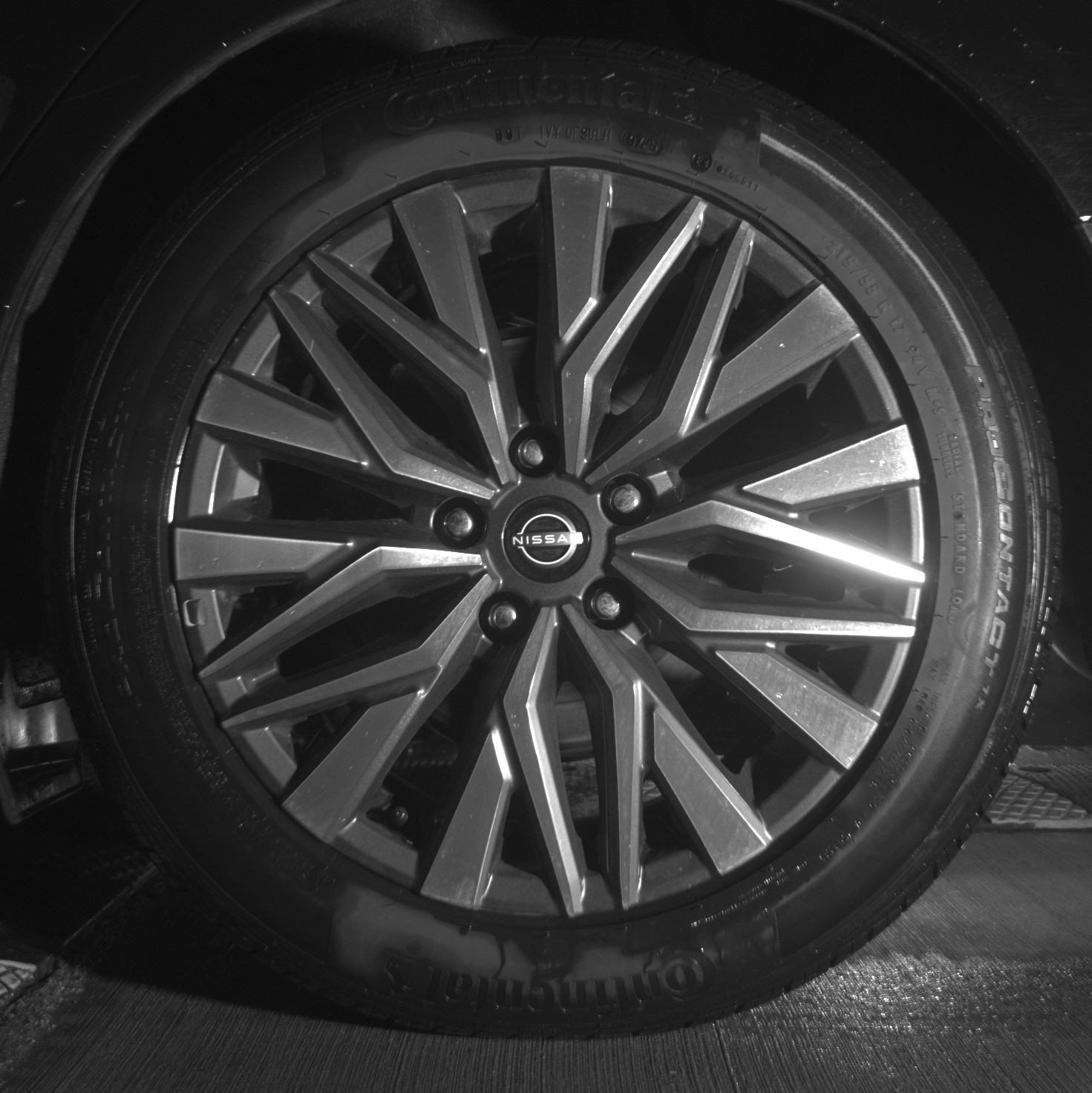 Used 2025 Nissan Altima 2.5 SV FWD image 16