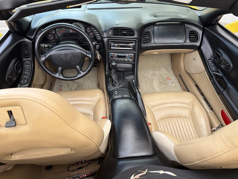Used 2002 Chevrolet Corvette Convertible w/ Preferred Equipment Group2 RWD image 11
