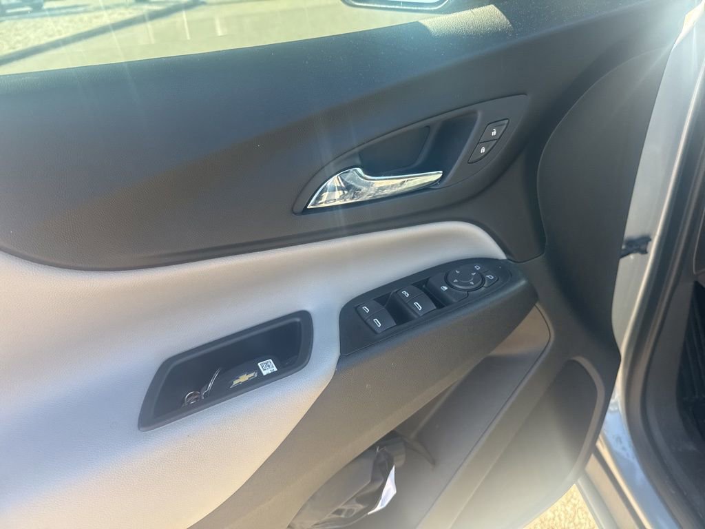 Used 2023 Chevrolet Equinox LS w/ LS Convenience Package image 15