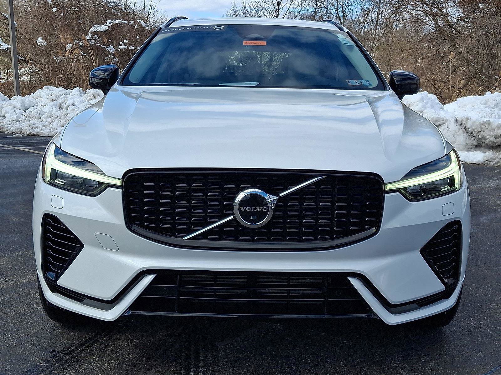Certified 2023 Volvo XC60 T8 Ultimate w/ Protection Package Premier image 2