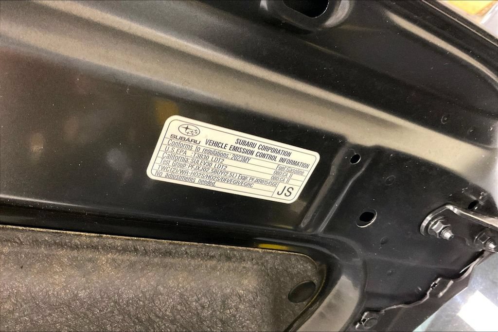 Used 2023 Subaru Forester Premium AWD/4WD image 32