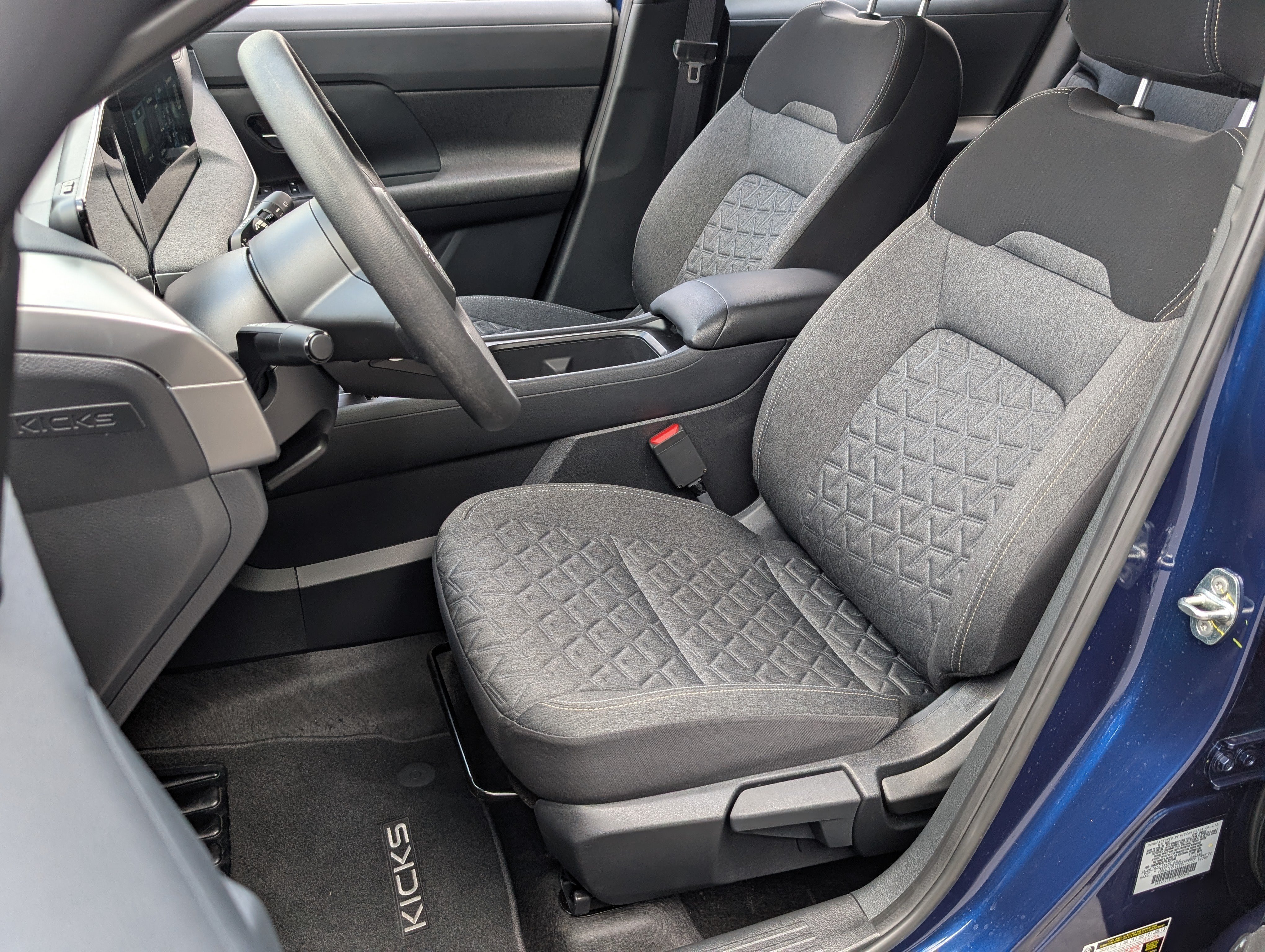 Used 2026 Nissan Kicks SV FWD image 16