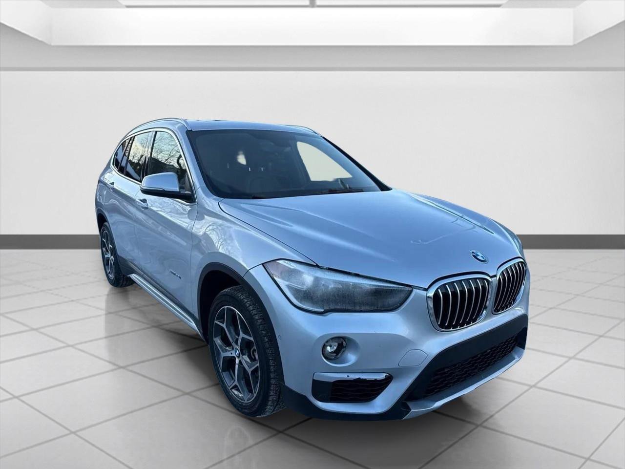 Used 2017 BMW X1 xDrive28i AWD/4WD image 10