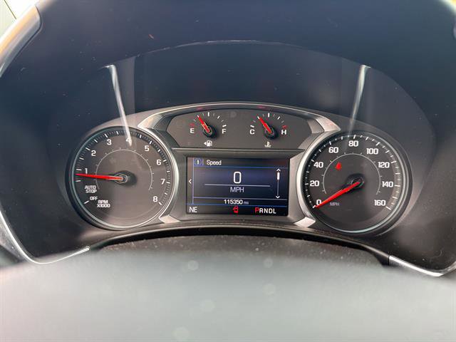 Used 2020 Chevrolet Equinox LT w/ Driver Convenience Package image 10