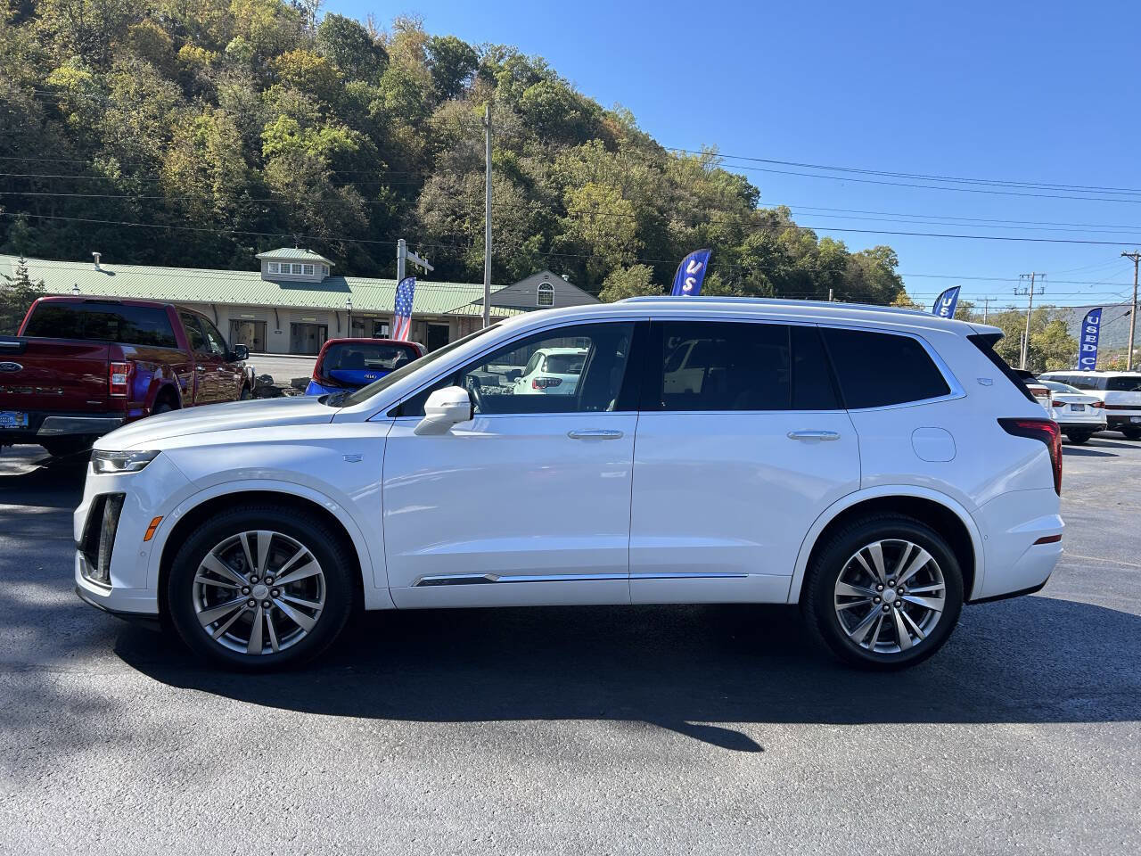 Used 2022 Cadillac XT6 Premium Luxury w/ Technology Package image 7