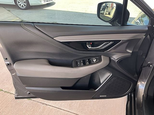 Used 2024 Subaru Outback Onyx Edition image 15