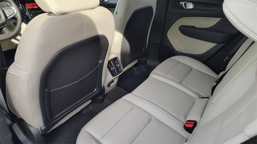 New 2026 Volvo XC40 B5 Plus w/ Protection Package Premier image 26