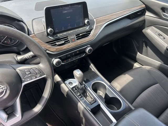 Used 2024 Nissan Altima 2.5 SV image 30