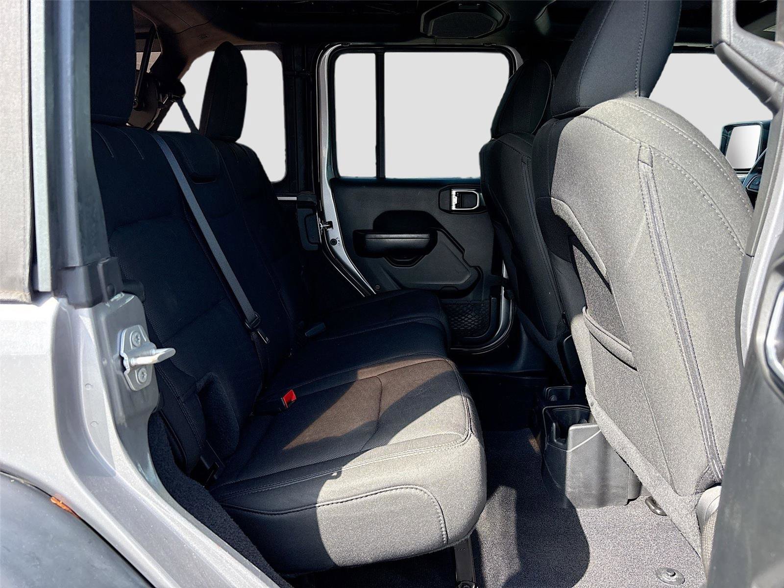 Used 2020 Jeep Wrangler Unlimited Sport S image 29