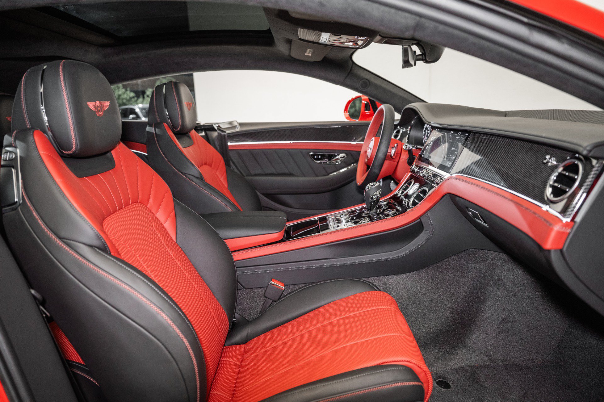New 2024 Bentley Continental GT V8 AWD/4WD image 2