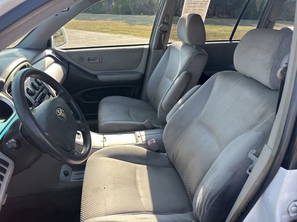 Used 2005 Toyota Highlander V6 image 9