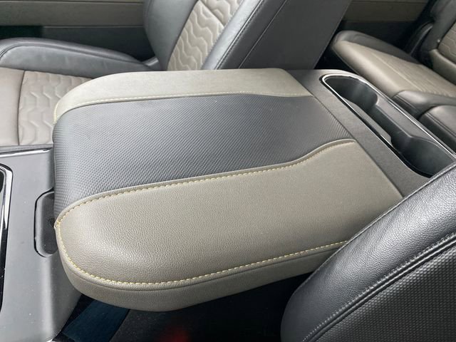 Used 2024 Chevrolet Silverado 2500 ZR2 w/ Technology Package image 31