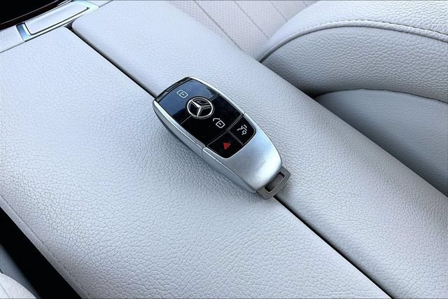 Used 2019 Mercedes-Benz E 300 4MATIC image 38