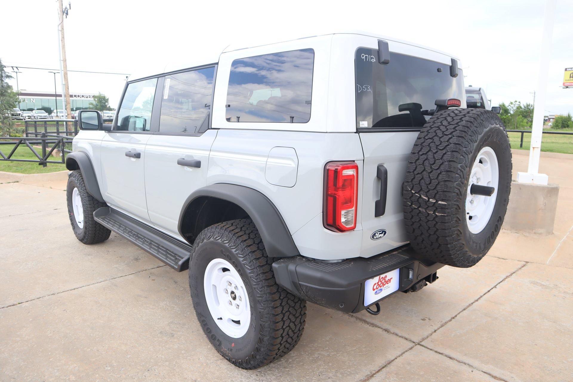 New 2026 Ford Bronco Heritage Edition AWD/4WD image 23
