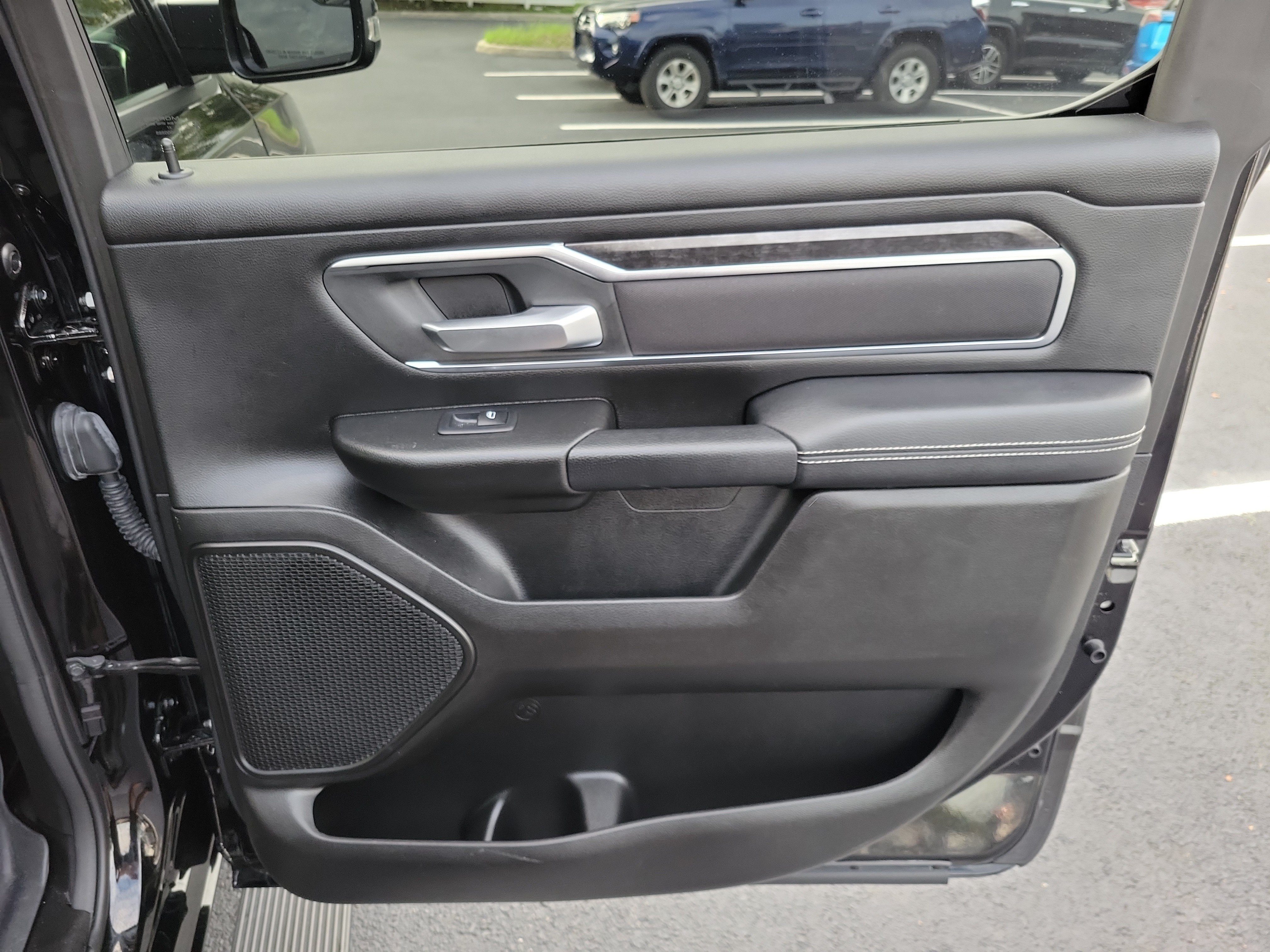 Used 2024 RAM 1500 Big Horn AWD/4WD image 31