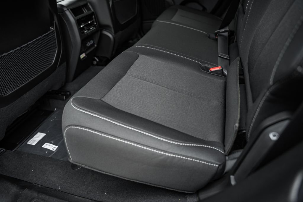 New 2025 Jeep Grand Cherokee Laredo X w/ Luxury Tech Group I image 32