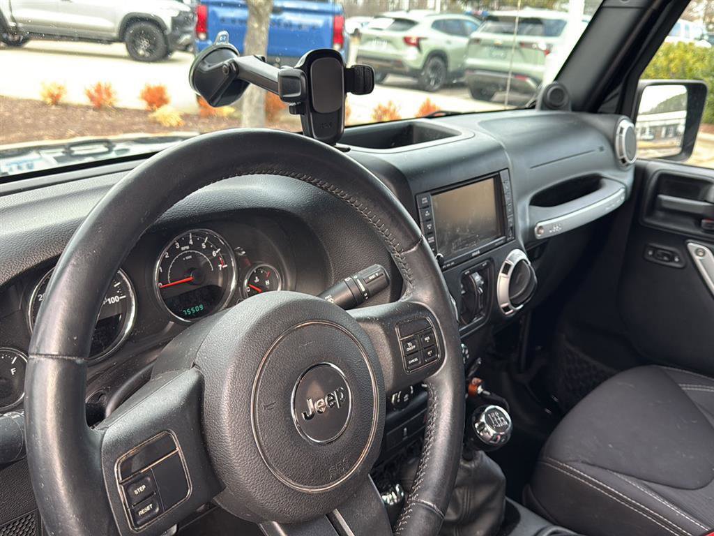 Used 2014 Jeep Wrangler Unlimited Sahara w/ Max Tow Package image 3