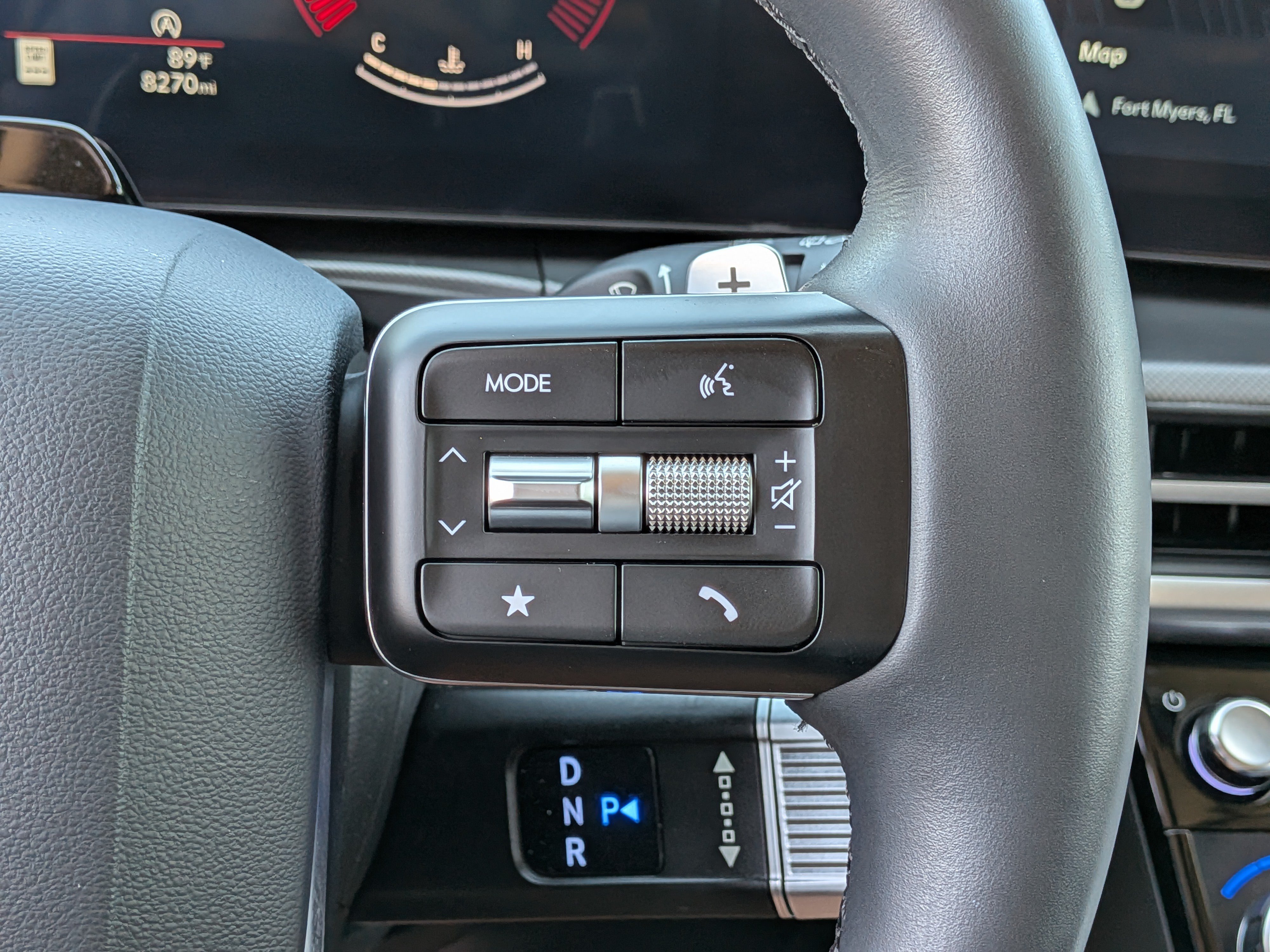 Used 2025 Hyundai Santa Fe XRT AWD/4WD image 27