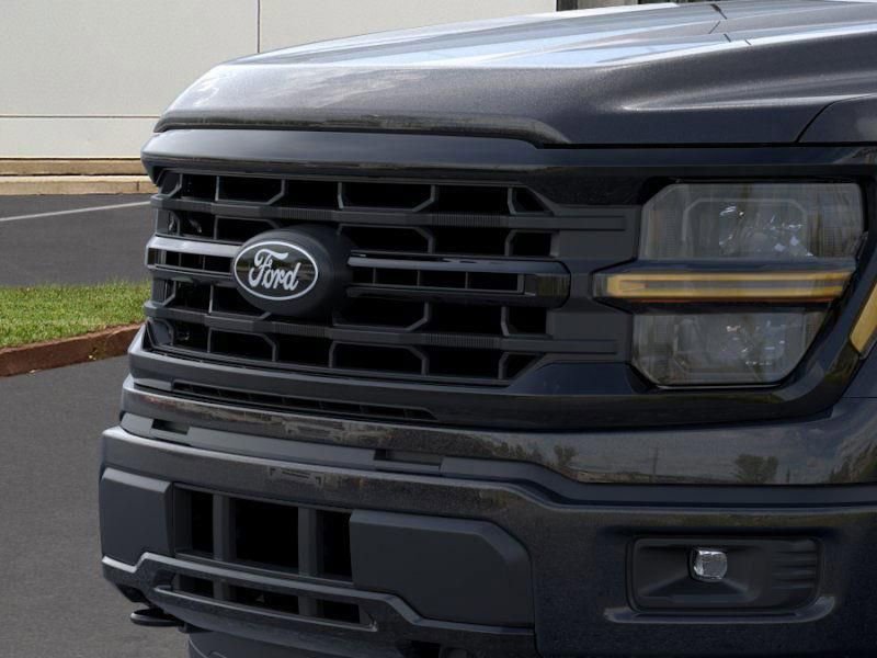 New 2026 Ford F150 XLT w/ XLT Black Appearance Package image 17