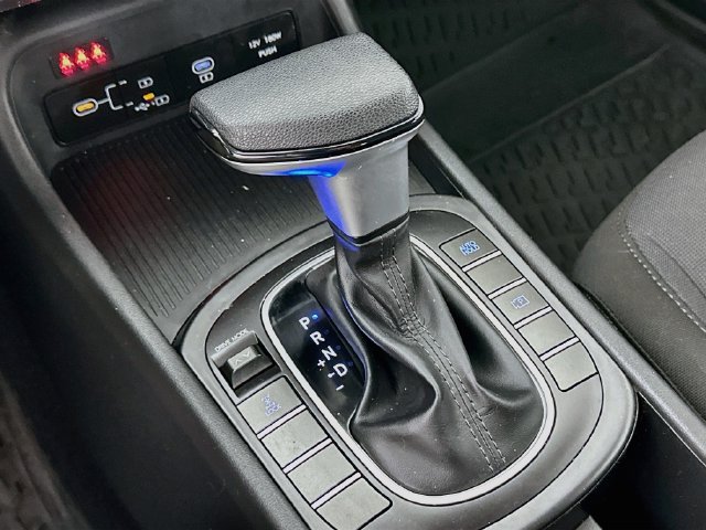 Certified 2024 Hyundai Kona SE AWD/4WD image 21