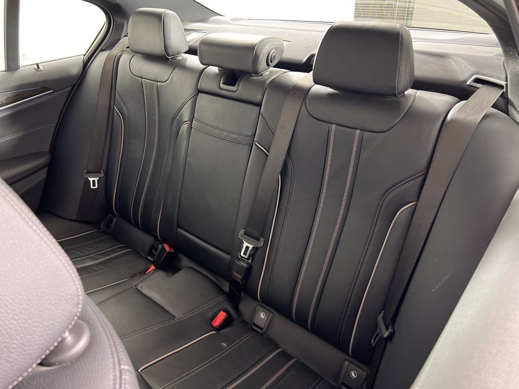 Used 2018 BMW 540i xDrive AWD/4WD image 6