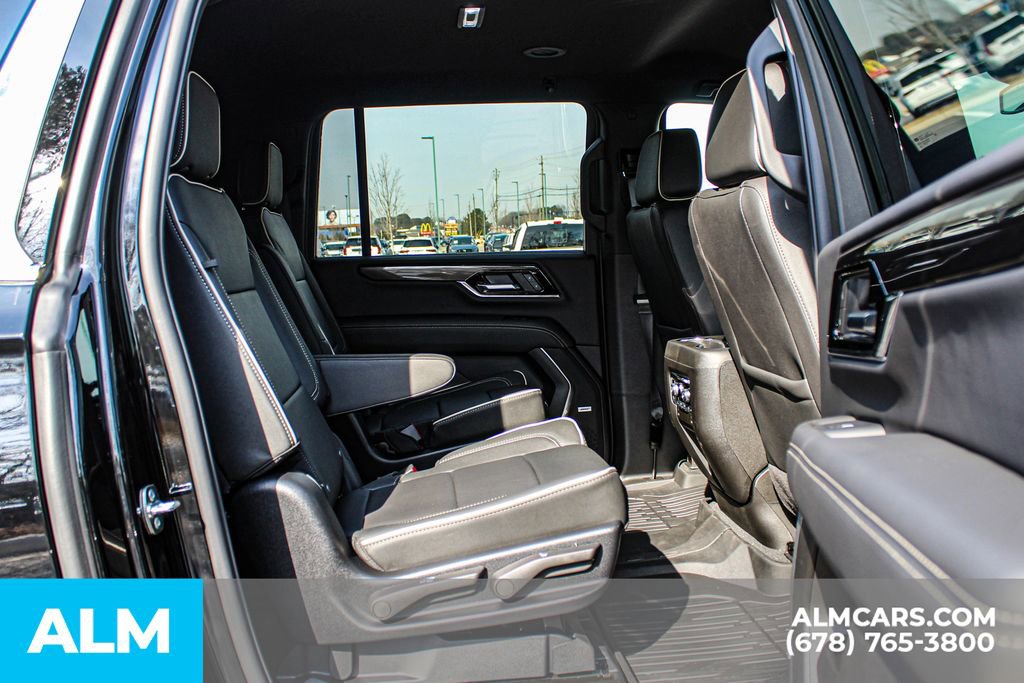 Used 2026 GMC Yukon XL Elevation image 21