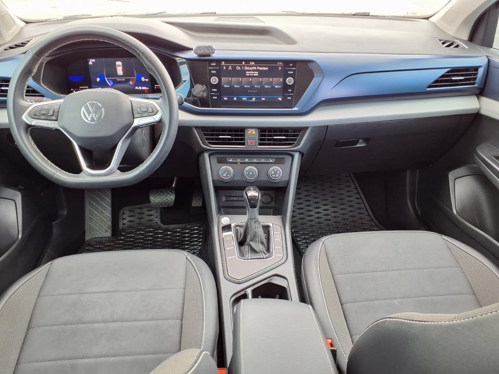 Used 2022 Volkswagen Taos SE FWD image 17