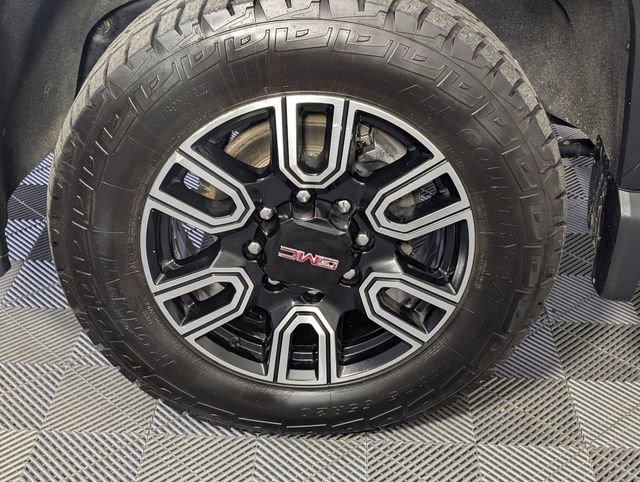 Used 2021 GMC Sierra 2500 AT4 w/ AT4 Premium Plus Package image 9