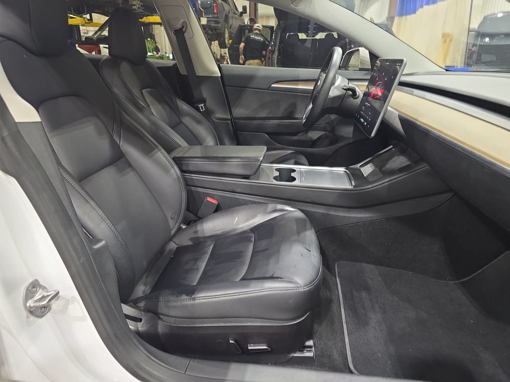 Used 2023 Tesla Model 3 Performance AWD/4WD image 10